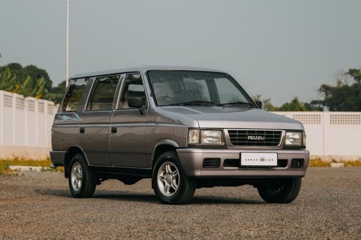 Pengaruh Isuzu Panther Kotak terhadap Cara Masyarakat Memilih Mobil Keluarga